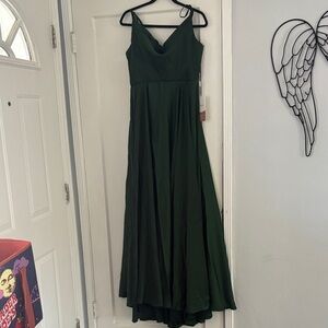 Elegant Green Evening Gown